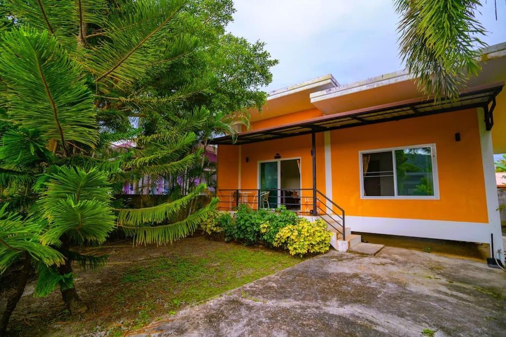 Little Yellow House- Aonang Ao Nang Bagian luar foto