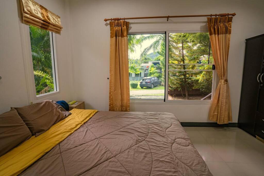 Little Yellow House- Aonang Ao Nang Bagian luar foto