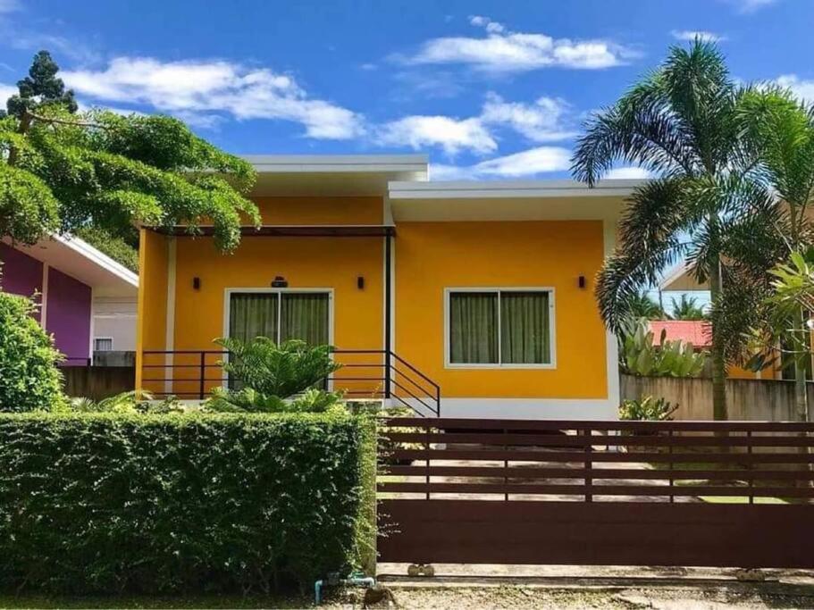 Little Yellow House- Aonang Ao Nang Bagian luar foto
